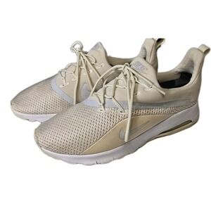 Nike Air Max Motion Racer 2 light cream Women's Beige Size 8 Running Nice!